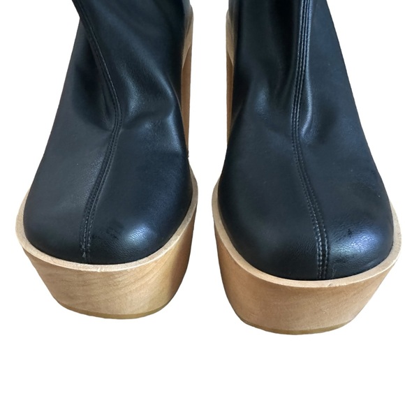 Burberry Kenwood Leather Platform Boots size 39 - Picture 9 of 14